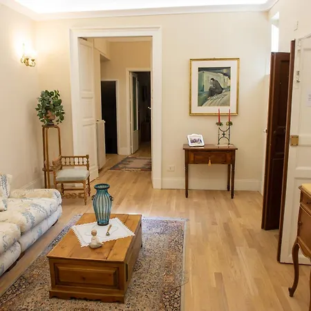 Sciacca's House アパート *