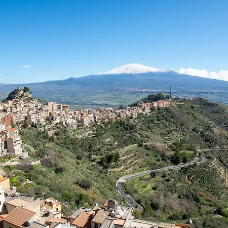 Sciacca's House Centuripe